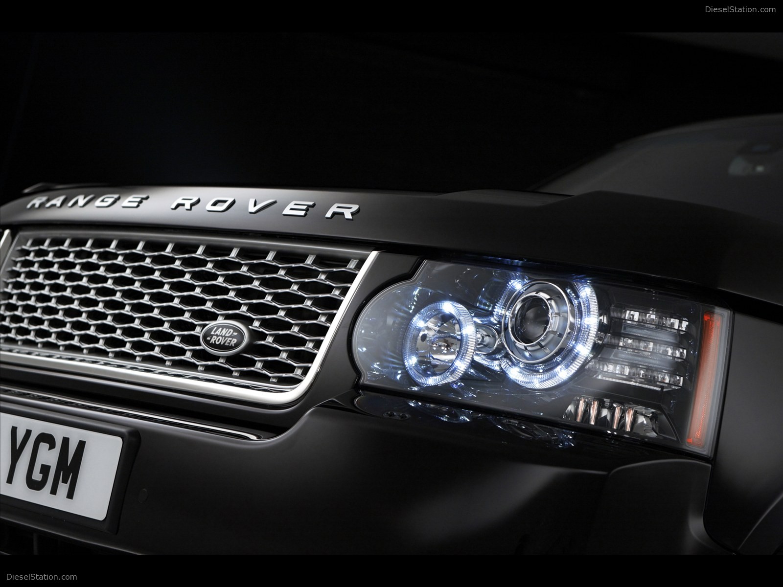 Land Rover Range Rover Black Edition 2011 Land Rover Range Rover Black Edition 2011